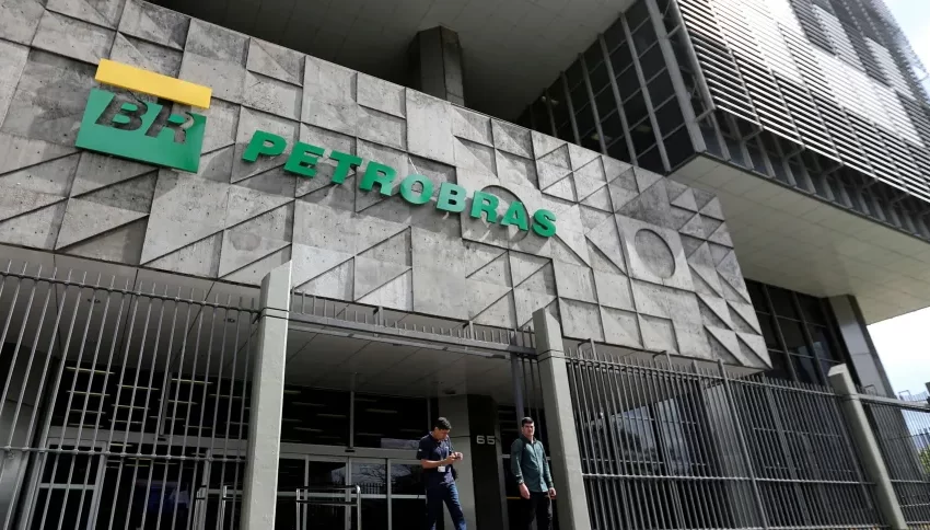 Petrobras eleva preço da gasolina em 18% e do diesel, em 25%